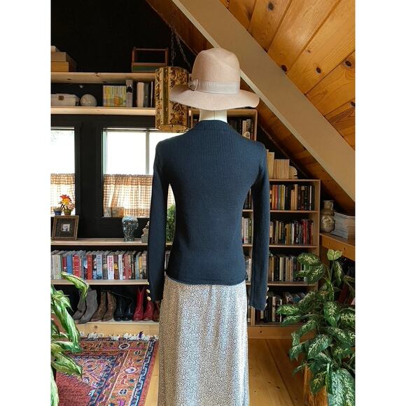 Merino Wool Turtleneck Sweater - Picture 5 of 7